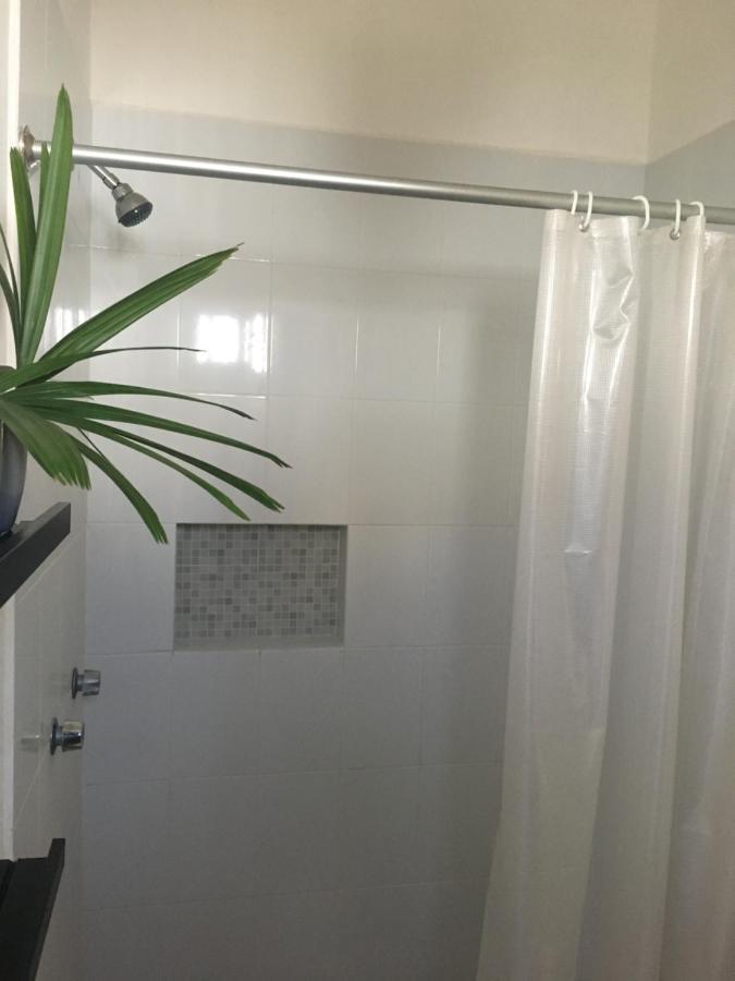 Lovely Studio In Downtown Close To Ado, Beaches And Zone, Super Fast Wifi Apartment